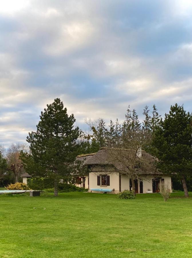 Maison Traditionnelle Normande Avec Piscine Hotot-en-Auge Zewnętrze zdjęcie